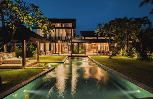 Suraberata Villa | Exclusive Boutique Villa in wonderful Tabanan! Daily breakfast and chef incl.