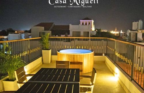 Manga House | Exclusive house Cartagena Getsemaní Casa Migueli