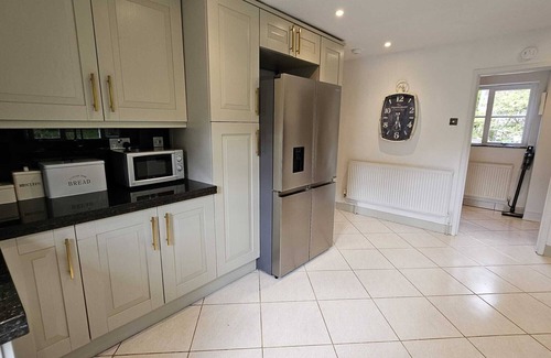 Lingfield Cottage | Exclusive cottage in the heart of the forest