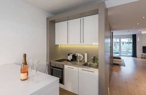 Parkstadt Condo | Exclusive design apartment with terrace