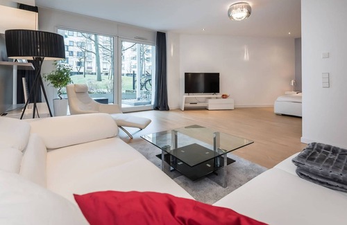 Parkstadt Condo | Exclusive design apartment with terrace