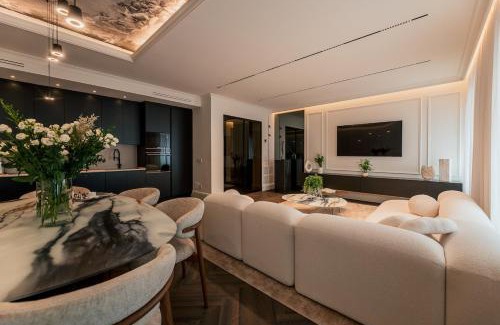 Chinatown Apartment | Exclusive Domus Gaudia