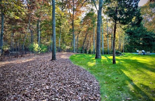 Northwest Harbor House | Exclusive East Hampton retreat near Sammy's beach