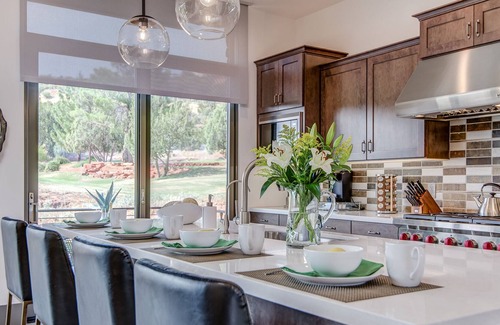 West Sedona House | Exclusive Golf Community Luxury Townhome in great location! Sedona Seven Canyons Secret Pass 36-