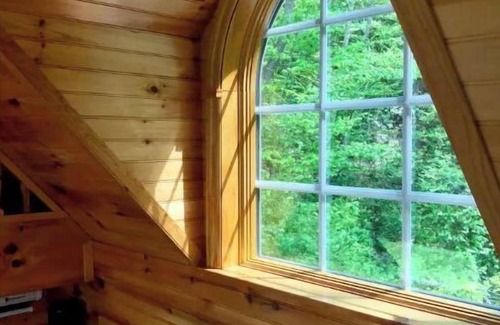 Fletcher House | Exclusive Heated Treehouse; 15 min to Asheville!