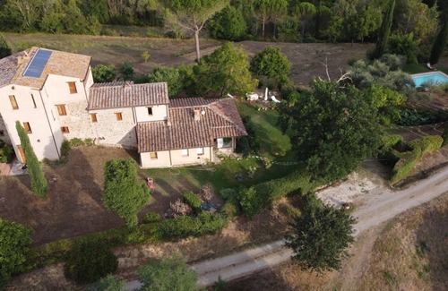 Citta della Pieve Villa | exclusive, luxurious Farmhouse, between Rome and Florence, garden, heated pool