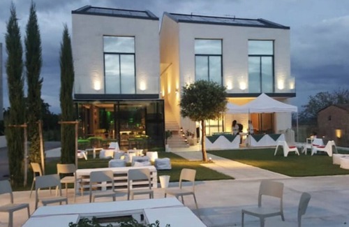 Abbadia di Montepulciano Apartment | Exclusive Modern Apartment at Abbadia di Montepulciano