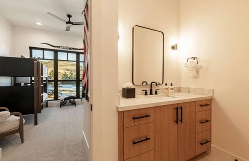 Park City Villa | Exclusive Mountain Views, Hot Tub, near Ski Lifts