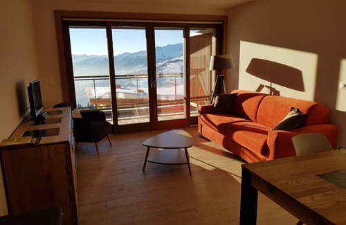 Arc-1600 Apartment | EXCLUSIVE NEW APARTMENT 75m2 for 6 people on skis