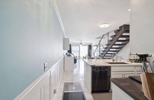 Port Hueneme Condo | Exclusive Oceanfront Property