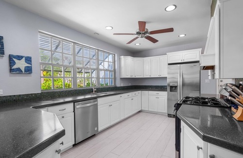 Eastern Road Villa | Exclusive Oceanfront Villa | Breathtaking Views, Private Pool, Total Privacy