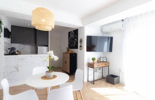 Figares Apartment | Exclusive penthouse on the banks of the River Genil
