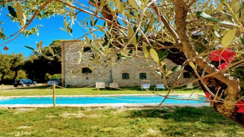 Poreta House | Exclusive Pool-open All Year-spoleto Biofarm-slps 8-village shops, bar1 km 7