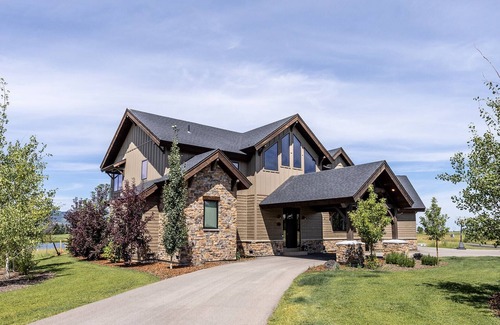 Victor House | Exclusive Ski Retreat in Teton Springs!