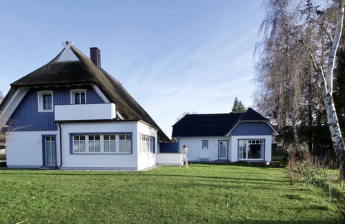 Born auf dem Darss House | Exclusive vacation home with large sauna area and cozy modern furnishings