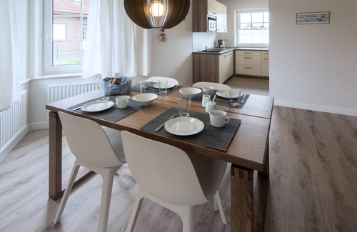 Norddeich House | Exclusive vacation home in Norddeich, approx. 80 m² for 4 persons, dogs welcome