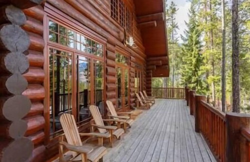 Forest Ridge Estates Cabin | EXCLUSIVE very private cabin on the golf course!