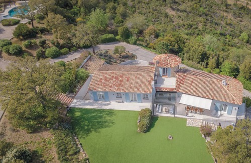 Sainte-Maxime Villa | Exclusive villa on stunning private domaine in Sainte Maxime