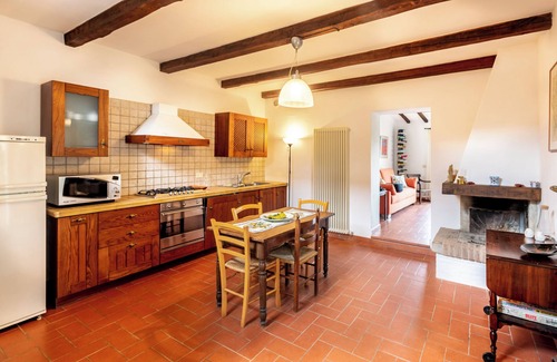 Ponte di Gabbiano Villa | Exclusive Villa in Vineyard W Pool, And Siena View