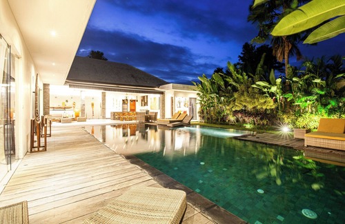 Sunset Road Villa | Exclusive Villa with Breathtaking Views, Bali Villa 2198