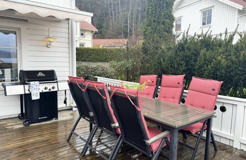 Uddevalla Municipality House | Exclusive villa with sea view in Uddevalla | SE09057