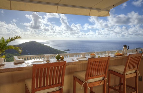 Maho Bay Quarter Villa | Exclusivity & Luxury in Harmony with Nature.