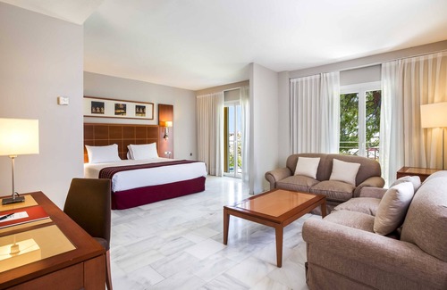 Distrito Norte Sierra Hotel | Exe Las Adelfas Hotel