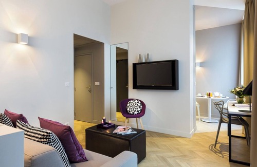 Vivienne Apartment | Executive 1 Bedroom Apartment With Aircon In Opera