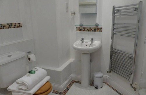 Basingstoke Apartment | Executive 2 Bedroom 2 Bathroom Apartment - Basingstoke Serviced Apartment
