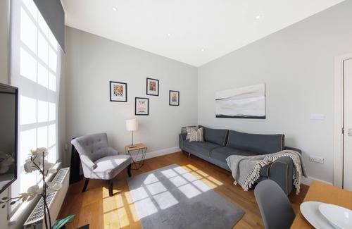Euston Apartment | Executive 3 Bedroom Apartment in Central London FREE WIFI