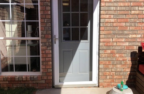 Midland House | Executive 3 bedroom townhouse. Close to sports complex/Chevron/OXY/EOG
