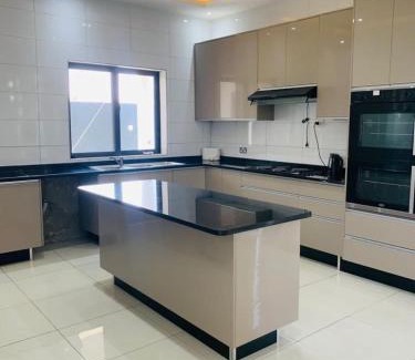 Lusaka Central House | Executive 4 bedroom house with 4 beds .