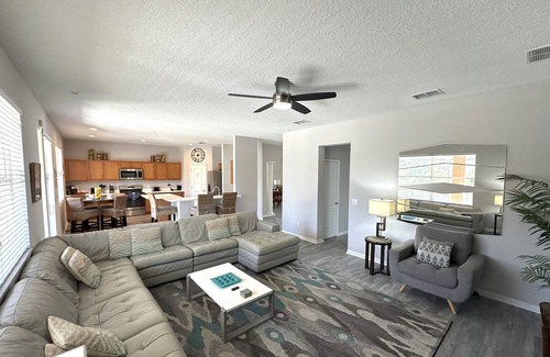 West Haven Villa | Executive 5 Bed 4 Bath Villa - South Facing Pool & Spa only 15 mins from Disney