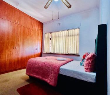 Eikenbosch House | Executive Accommodation Bellville 2