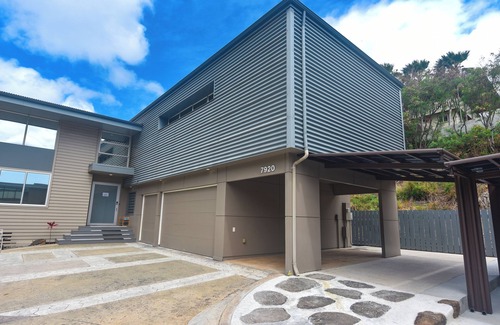 Hawaii Kai House | Executive Balinese Vacation Home in Hawaii Kai
