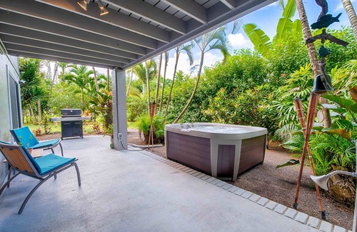 Princeville House | Executive Family 4BR Princeville Home by beaches & the park w/AC, SPA and Bikes