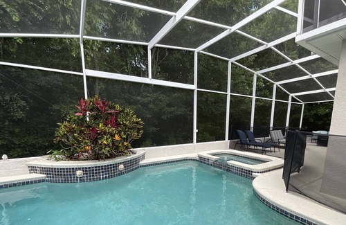 Ridgewood Lakes House | Executive home in Gated golf community near Disney