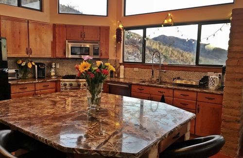 Talavera House | Executive Home With Endless Views In Soledad Canyon!