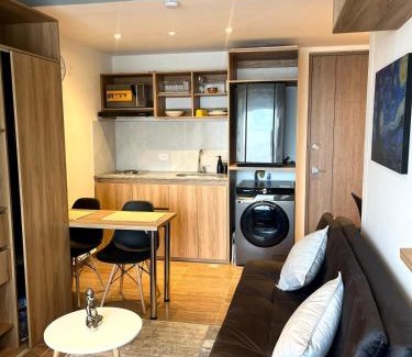 La Castellana Apartment | Executive Loft Close to Parque de la 93