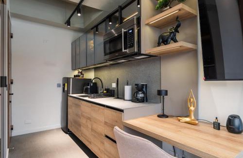 Calle 100 Apartment | Executive Loft in Chicó Norte, Modern & Central