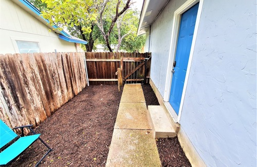 Pipers Meadow Apartment | Executive studio suite great location and amenities