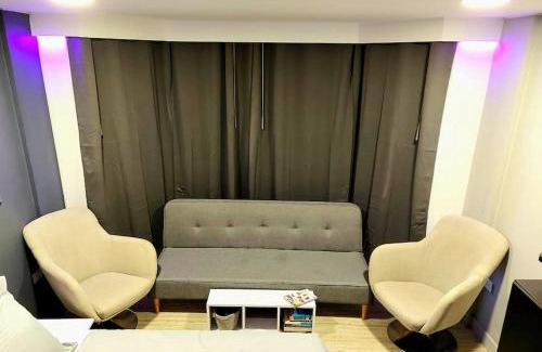 Centro International Apartment | Executive Suites Minutes From the Airport