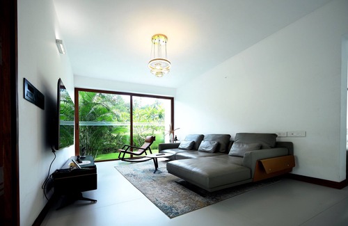 Kuilapalayam Villa | Executive Villa Room at Meadows