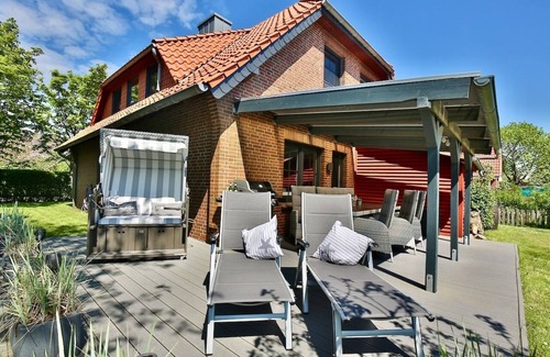 Wangerooge House | Exklusiv - Ruhig - Platz für Alle! Freistehendes Haus mit Riesigem Garten