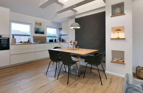Juist Apartment | Exklusive Ferienwohnung mit Süd-terrasse, Garten und Sauna!