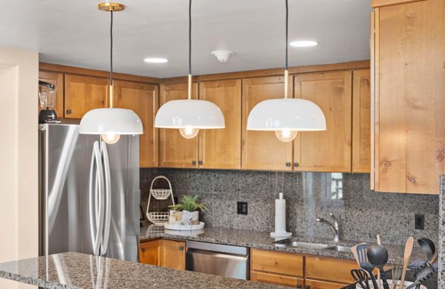 Tamarack Condo | Expansive 2 BR Condo with Fireplace and Patio