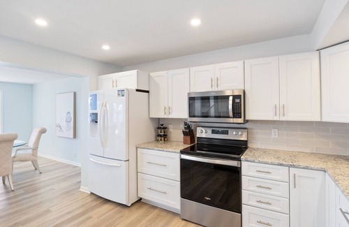 Gravois Mills House | Expansive Decks, Firepit, Stunning Views All Over