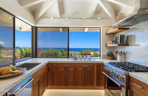 Kamuela House | Expansive Mauna Kea Resort Home, 3 private bdrms and massive kids suite!