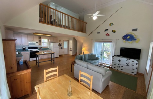Port St. Joe Apartment | Experience a tree house feel minutes from the beach in Old-Florida!