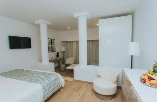 Bavaro Hotel | Experience Beachside Bliss in Family Suite! Pool Access, All Inclusive!